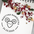 stempel imienny ze znakiem zodiaku i data urodzenia