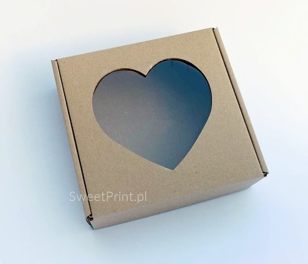 Ozdobne pudełko z okienkiem w kształcie serca - SweetPrint.pl