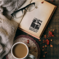 Stempel exlibris BOOK & COFFEE – przykład z imieniem