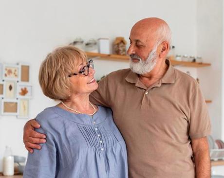 Jak świętować Dzień Babci i Dziadka 2026? Pomysły, inspiracje i prezenty od serca